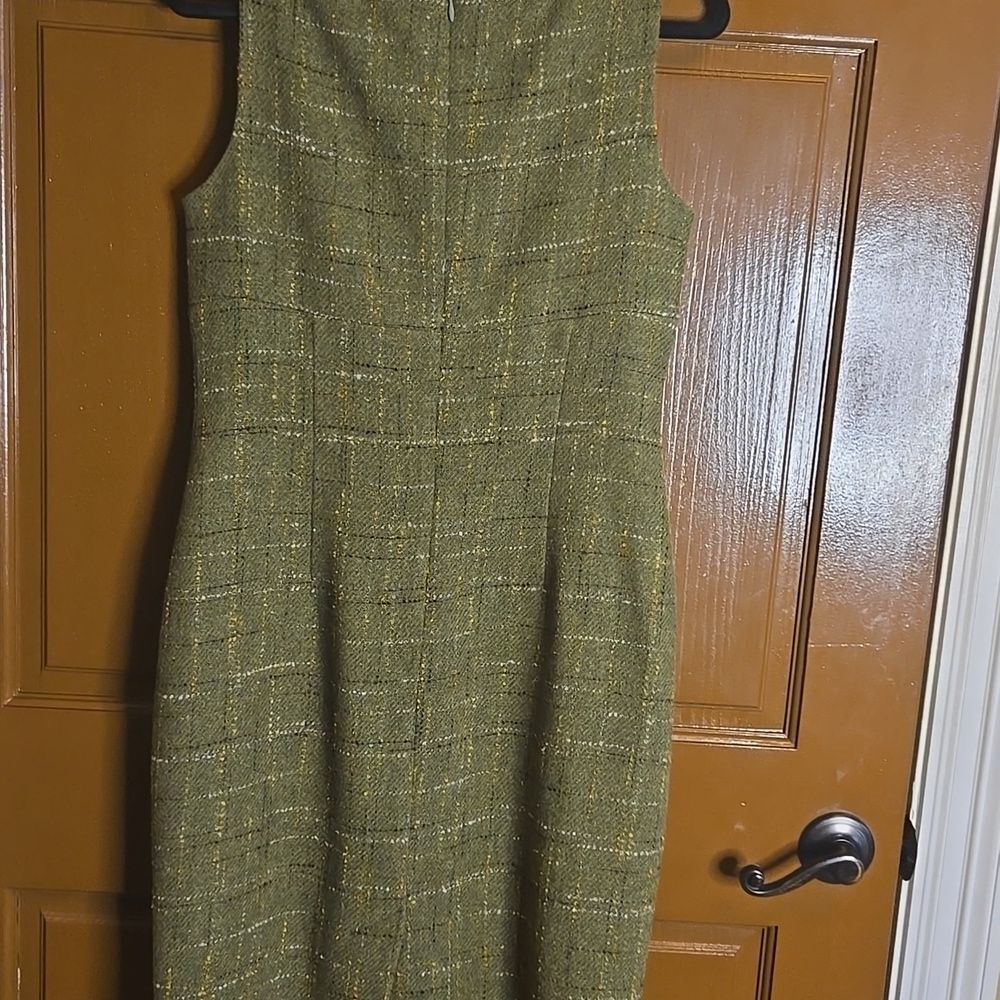 Laundry-Wool blend olive green sleeveless plaid straight dress Size 10. NWT. - Picture 7 of 11
